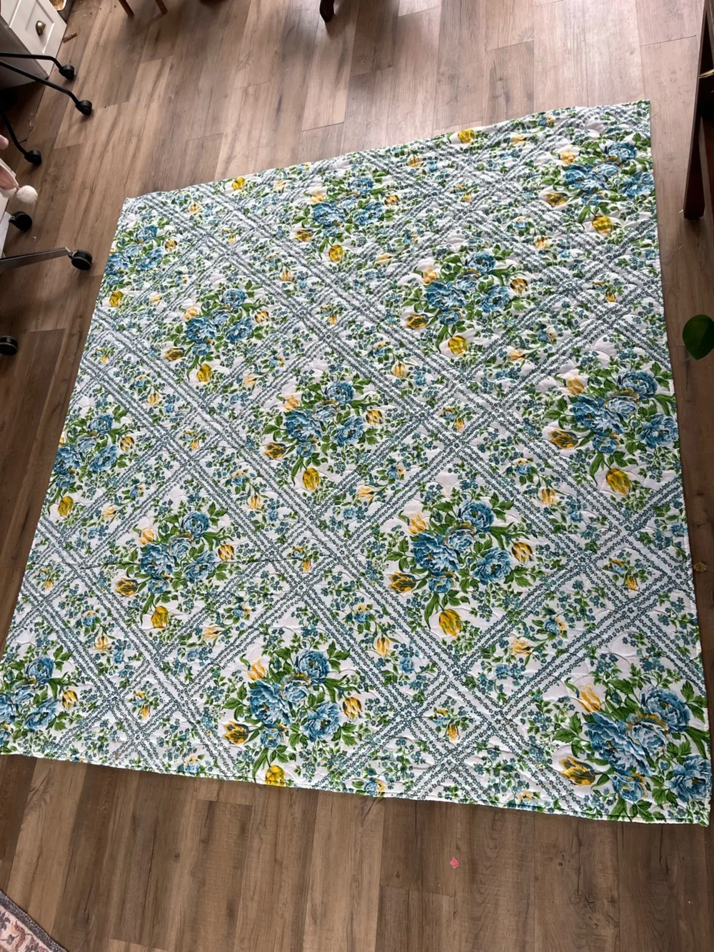 Vintage made in USA blue/ yellow floral light weight bedspread